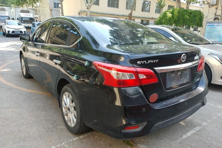Used Nissan Sylphy 2016 1.6 XL CVT Luxury Edition Rear Left 45 Deg