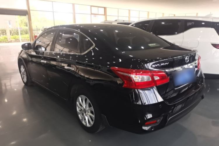 Used Nissan Sylphy 2016 1.6 XL Manual Luxury Edition Rear Left 45 Deg