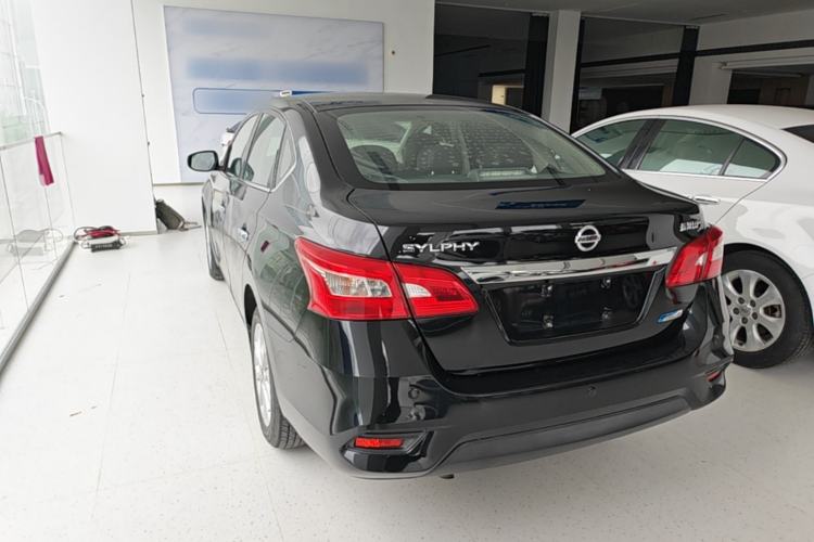 Used Nissan Sylphy 2016 1.6 XL CVT Luxury Edition Rear Left 45 Deg