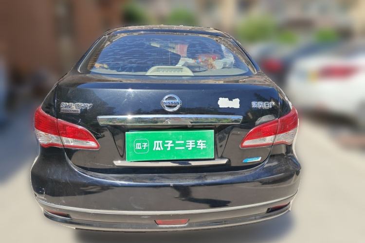 Used Nissan Sylphy 2016 Classic 1.6XE Manual Leading Edition Rear
