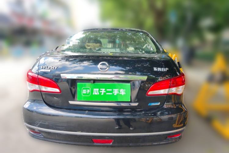 Used Nissan Sylphy 2016 Classic 1.6XE Manual Leading Edition Rear