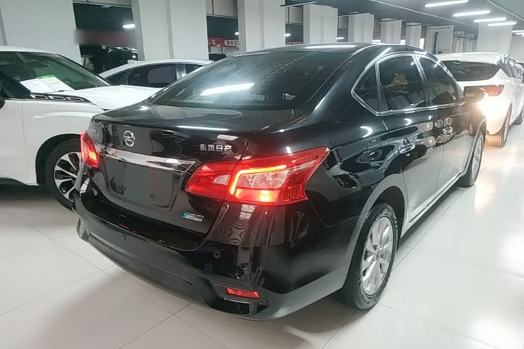 Used Nissan Sylphy 2016 1.6 XL CVT Luxury Edition Rear Right 45 Deg