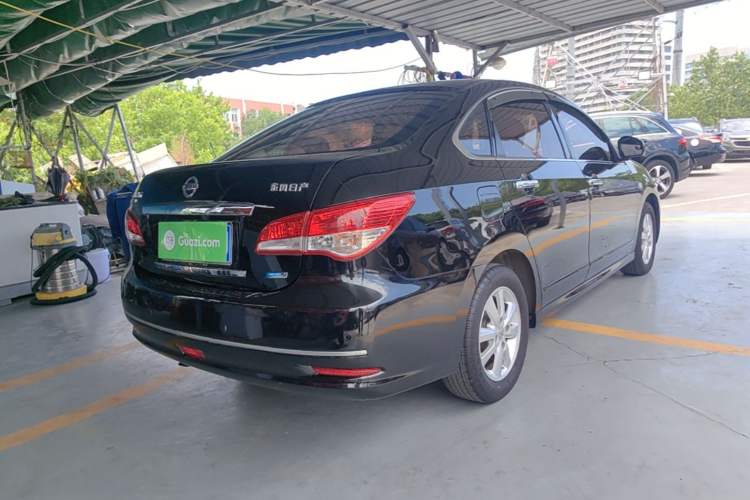 Used Nissan Sylphy 2016 Classic 1.6XE Manual Leading Edition Rear Right 45 Deg