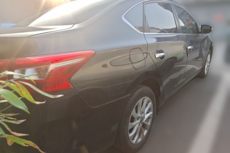 Used Nissan Sylphy 2016 1.6 XL CVT Luxury Edition Rear Right 45 Deg
