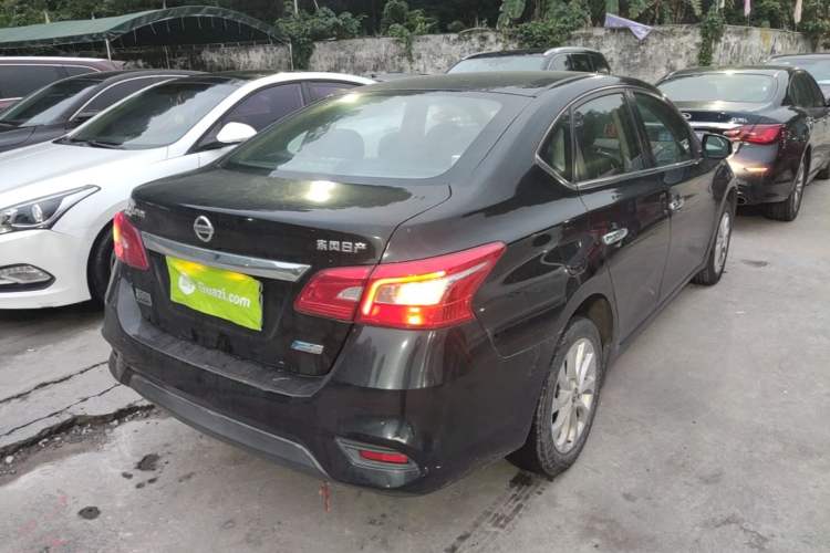 Used Nissan Sylphy 2016 1.6 XL CVT Deluxe Edition Rear Right 45 Deg