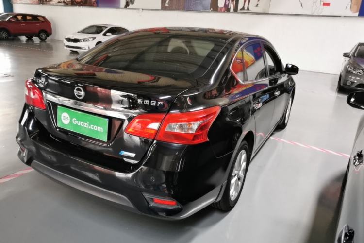 Used Nissan Sylphy 2016 1.6 XL CVT Luxury Edition Rear Right 45 Deg