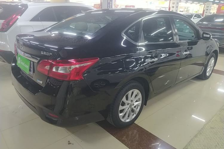 Used Nissan Sylphy 2016 1.6 XL CVT Deluxe Edition Rear Right 45 Deg