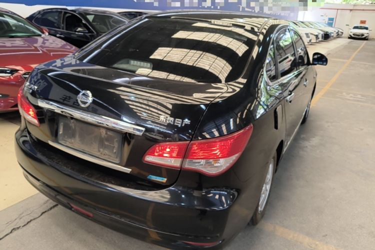 Used Nissan Sylphy 2016 Classic 1.6XE Manual Leading Edition Rear Right 45 Deg