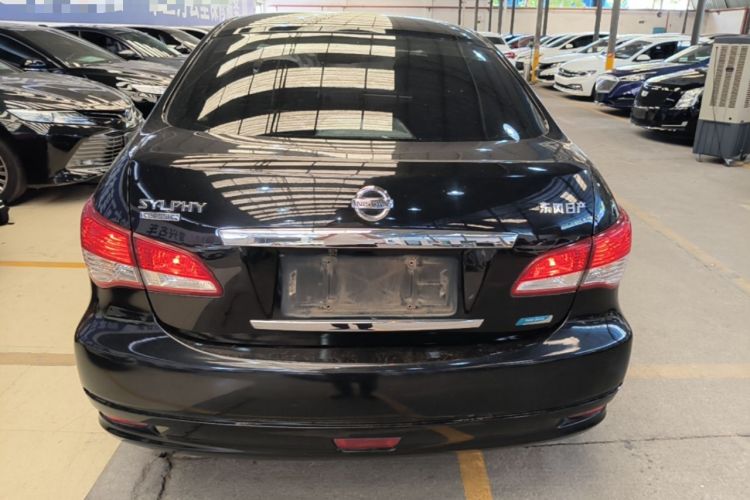 Used Nissan Sylphy 2016 Classic 1.6XE Manual Leading Edition Rear