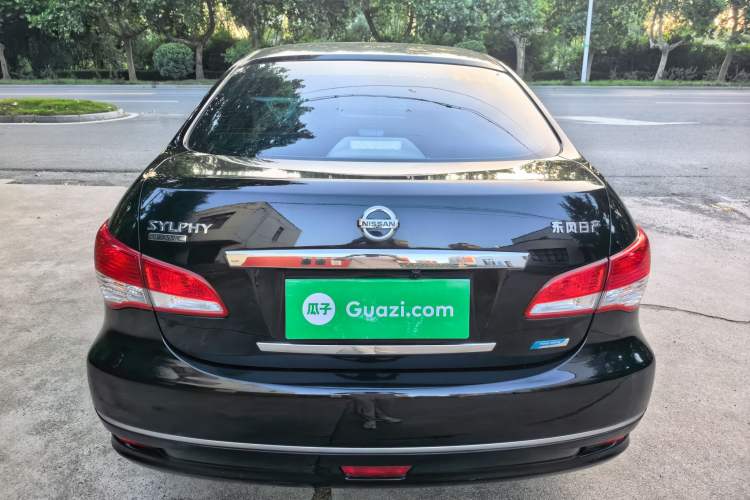 Used Nissan Sylphy 2016 Classic 1.6XE Manual Comfort Edition Rear