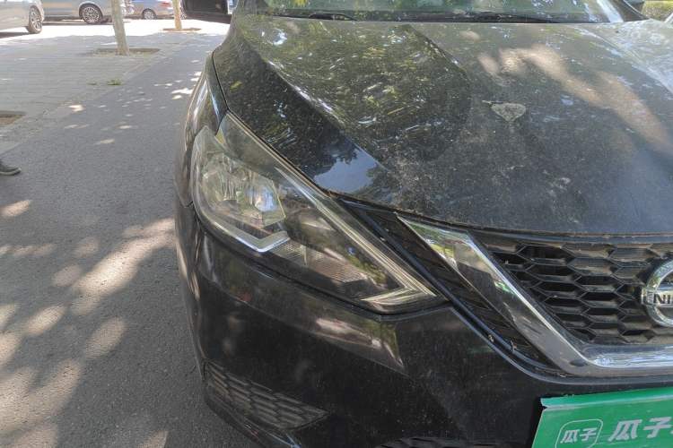 Used Nissan Sylphy 2016 1.6XE CVT Comfort Edition Right Front Headlight