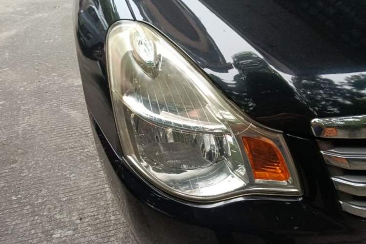 Used Nissan Sylphy 2016 Classic 1.6XE Automatic Leading Edition Right Front Headlight