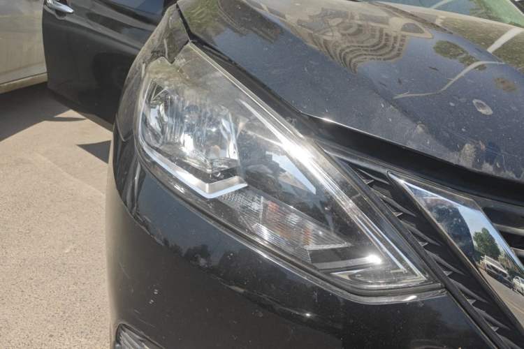 Used Nissan Sylphy 2016 1.6 XL CVT Luxury Edition Right Front Headlight