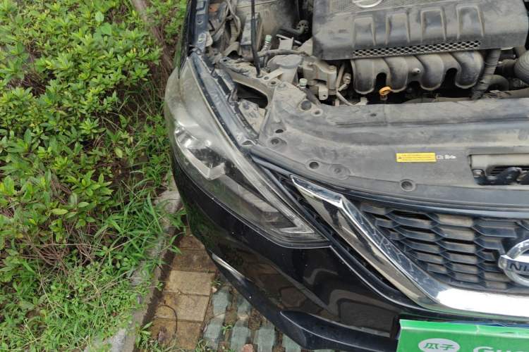 Used Nissan Sylphy 2016 1.6XV CVT Smart Enjoyment Version Right Front Headlight