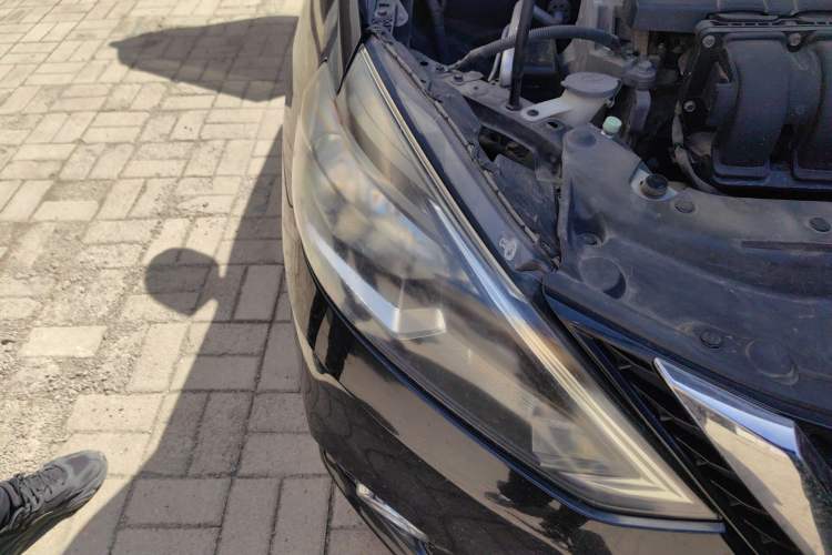 Used Nissan Sylphy 2016 1.8XL CVT Luxury Edition Right Front Headlight