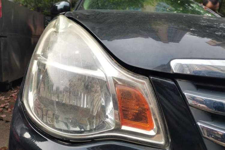 Used Nissan Sylphy 2016 Classic 1.6XE Manual Leading Edition Right Front Headlight