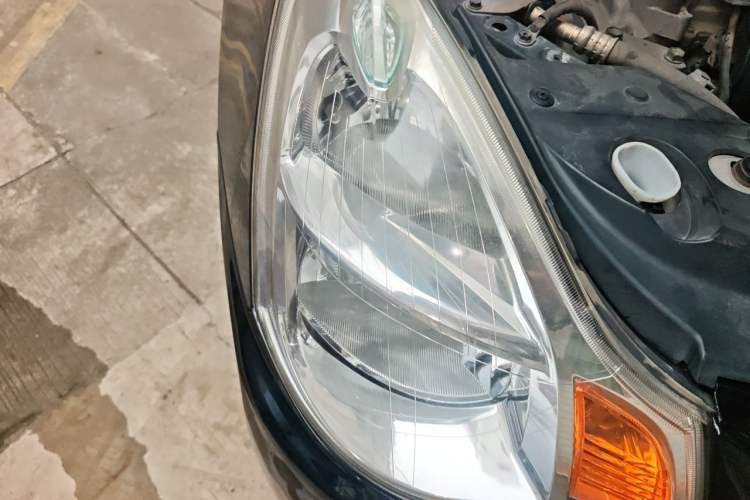 Used Nissan Sylphy 2016 Classic 1.6XE Automatic Comfort Edition Right Front Headlight