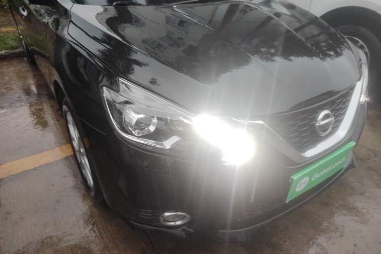 Used Nissan Sylphy 2016 1.6XV CVT Smart Enjoyment Version Right Front Headlight