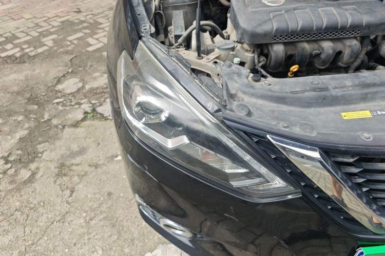 Used Nissan Sylphy 2016 1.6XV CVT Smart Enjoyment Version Right Front Headlight