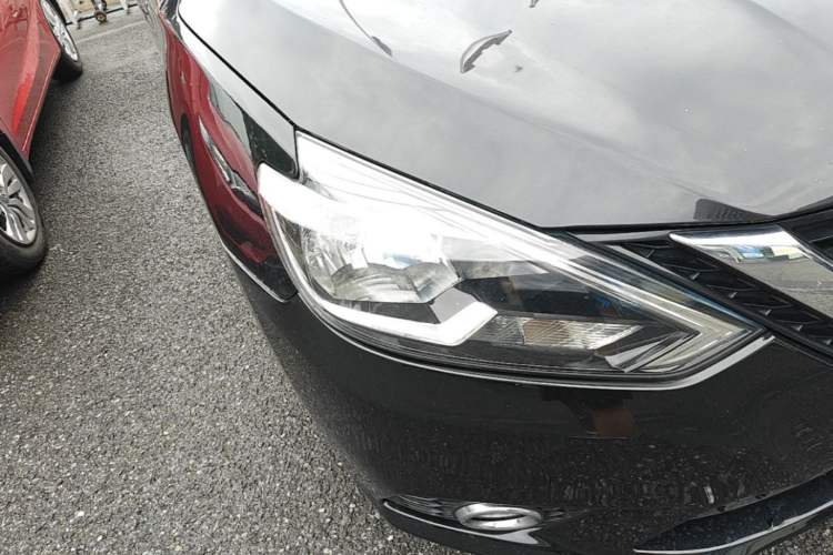 Used Nissan Sylphy 2016 1.6 XL CVT Deluxe Edition Right Front Headlight