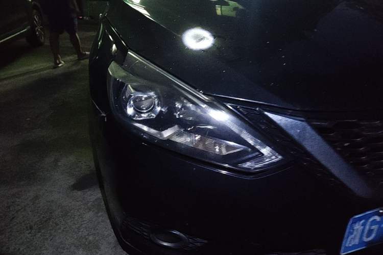 Used Nissan Sylphy 2016 1.6XV CVT Smart Enjoyment Version Right Front Headlight