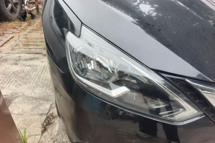 Used Nissan Sylphy 2016 1.6 XL CVT Deluxe Edition Right Front Headlight