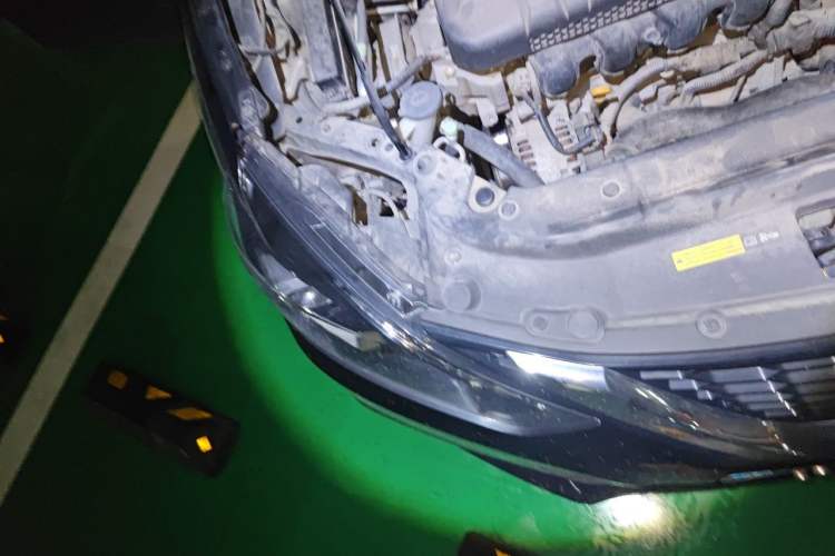 Used Nissan Sylphy 2016 1.6 XL CVT Deluxe Edition Right Front Headlight