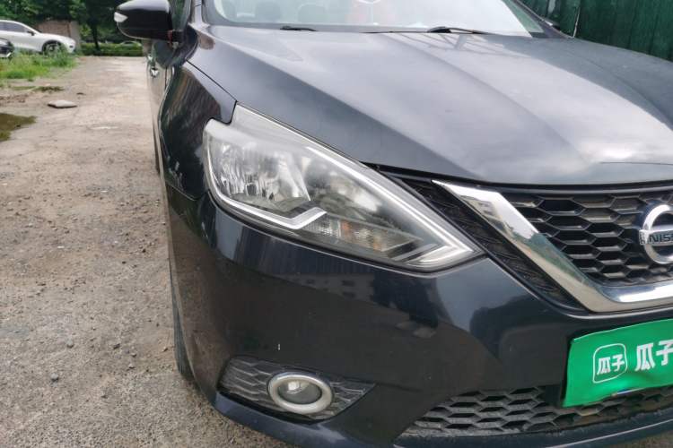 Used Nissan Sylphy 2016 1.6 XL CVT Deluxe Edition Right Front Headlight