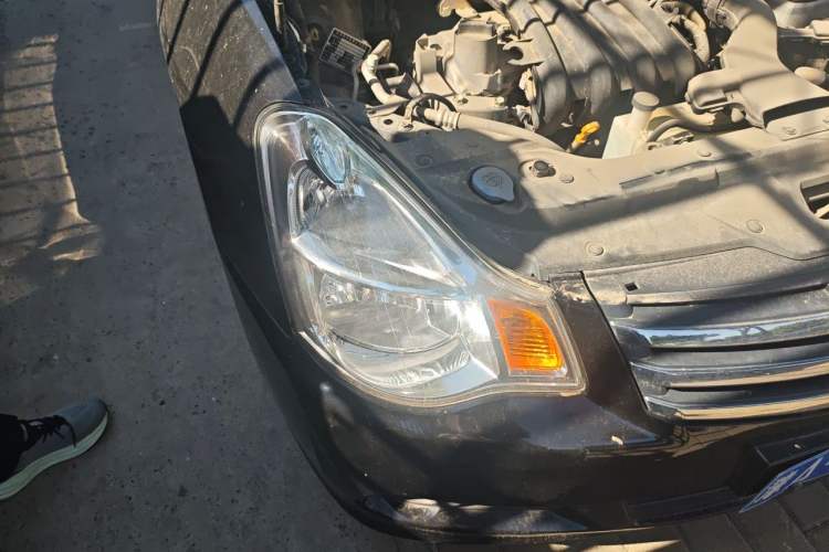 Used Nissan Sylphy 2016 Classic 1.6XE Automatic Comfort Edition Right Front Headlight