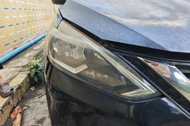 Used Nissan Sylphy 2016 1.8XL CVT Luxury Edition Right Front Headlight