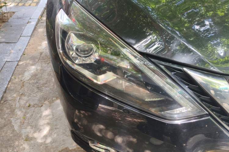 Used Nissan Sylphy 2016 1.6 XL CVT Deluxe Edition Right Front Headlight