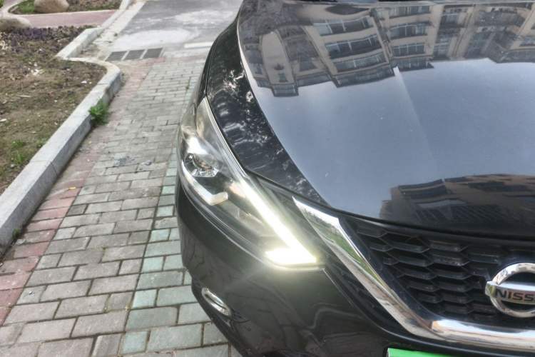 Used Nissan Sylphy 2016 1.6XV CVT Smart Enjoyment Version Right Front Headlight