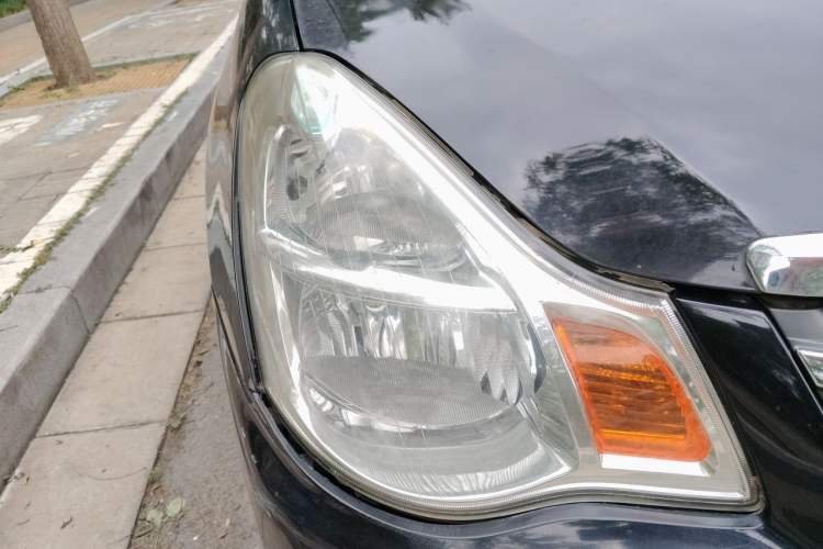 Used Nissan Sylphy 2016 Classic 1.6XE Automatic Leading Edition Right Front Headlight