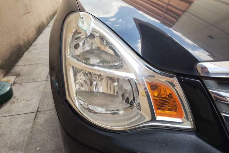 Used Nissan Sylphy 2016 Classic 1.6XE Automatic Leading Edition Right Front Headlight