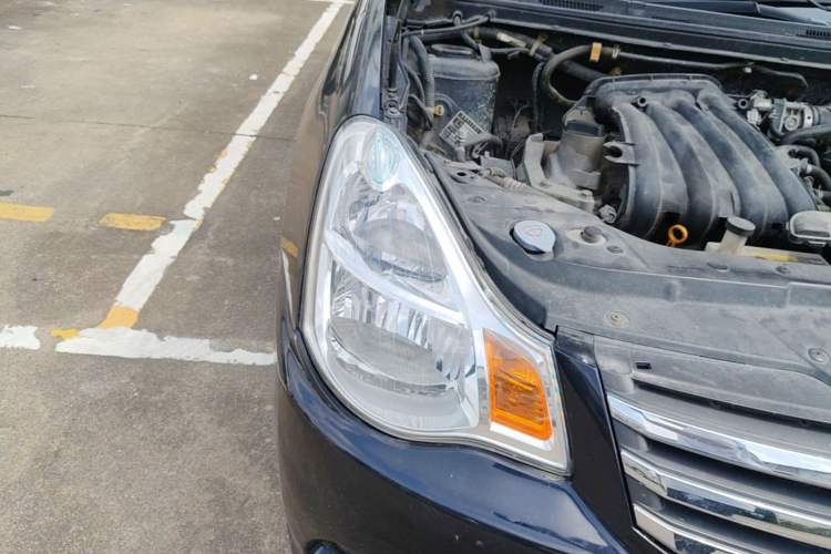 Used Nissan Sylphy 2016 Classic 1.6XE Automatic Comfort Edition Right Front Headlight