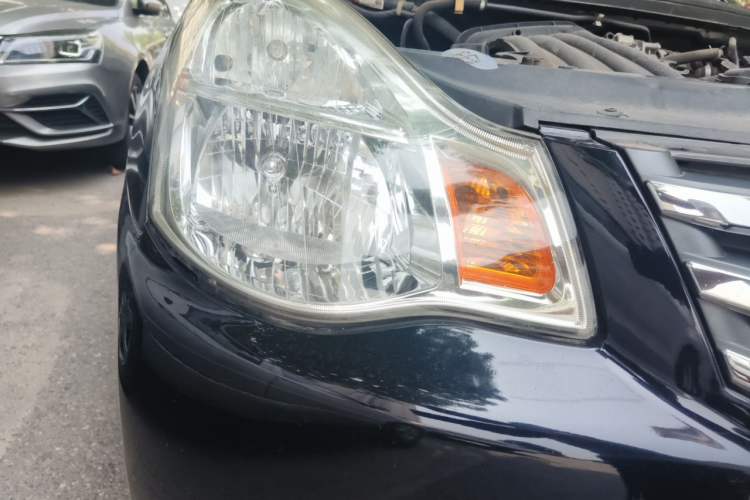 Used Nissan Sylphy 2016 Classic 1.6XE Automatic Comfort Edition Right Front Headlight