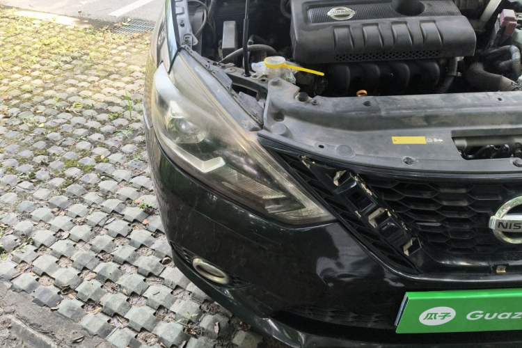 Used Nissan Sylphy 2016 1.6XV CVT Smart Enjoyment Version Right Front Headlight