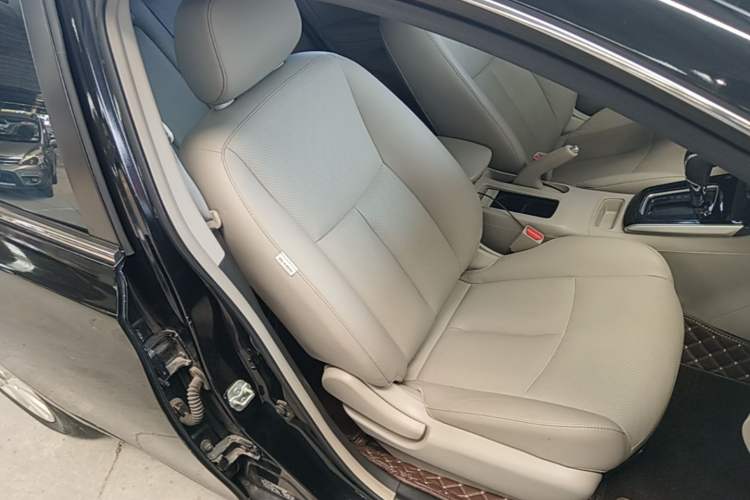 Used Nissan Sylphy 2016 1.6 XL CVT Luxury Edition Right Front Seat