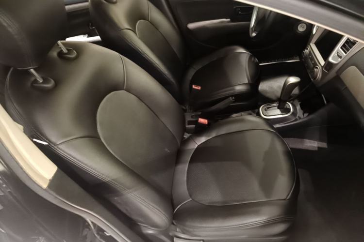 Used Nissan Sylphy 2016 Classic 1.6XE Automatic Leading Edition Right Front Seat