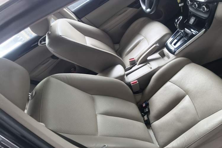 Used Nissan Sylphy 2016 1.6 XL CVT Luxury Edition Right Front Seat