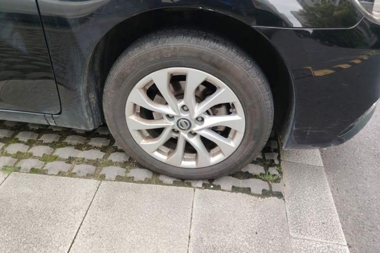 Used Nissan Sylphy 2016 1.6XV CVT Smart Enjoyment Version Right Front Wheel Hub