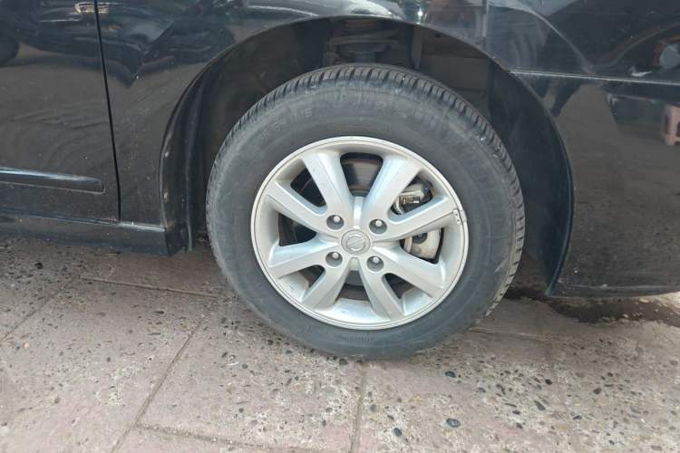 Used Nissan Sylphy 2016 Classic 1.6XE Manual Leading Edition Right Front Wheel Hub