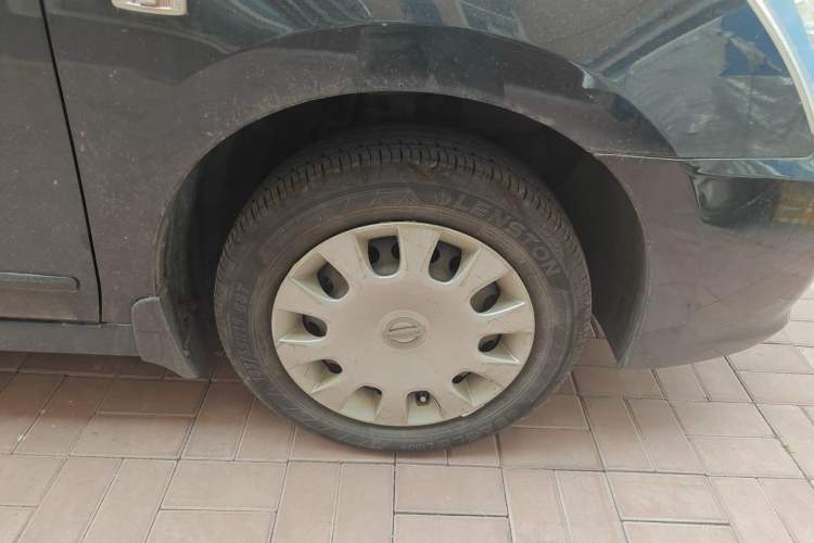 Used Nissan Sylphy 2016 Classic 1.6XE Manual Comfort Edition Right Front Wheel Hub
