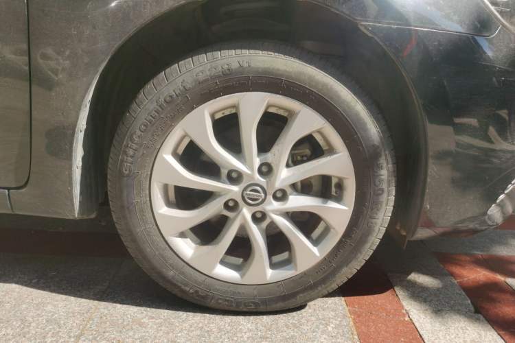 Used Nissan Sylphy 2016 1.6XV CVT Smart Enjoyment Version Right Front Wheel Hub