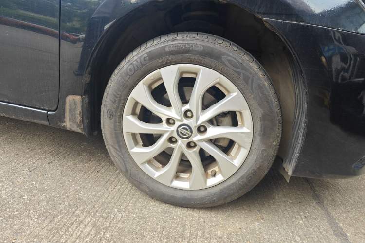 Used Nissan Sylphy 2016 1.6 XL CVT Deluxe Edition Right Front Wheel Hub