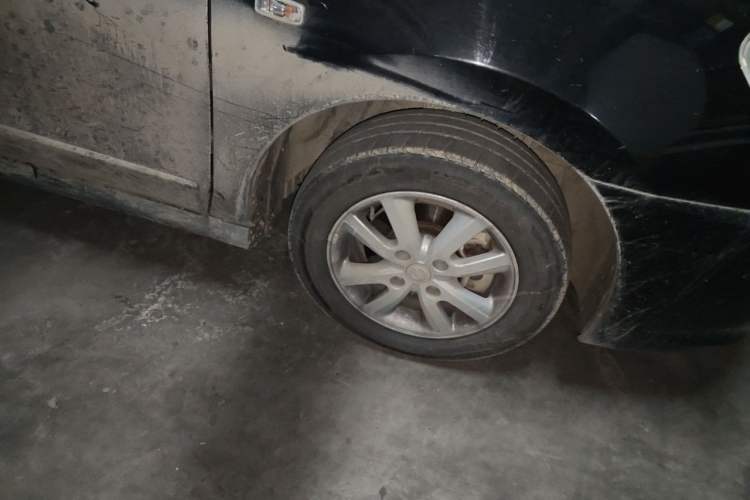 Used Nissan Sylphy 2016 Classic 1.6XE Manual Leading Edition Right Front Wheel Hub