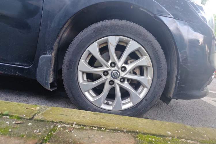 Used Nissan Sylphy 2016 1.6 XL Manual Luxury Edition Right Front Wheel Hub