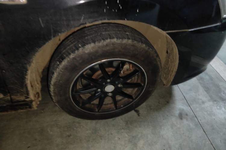 Used Nissan Sylphy 2016 Classic 1.6XE Automatic Comfort Edition Right Front Wheel Hub