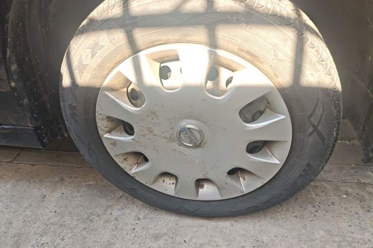 Used Nissan Sylphy 2016 Classic 1.6XE Automatic Comfort Edition Right Front Wheel Hub