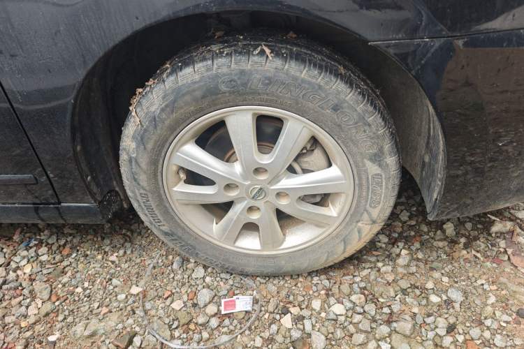 Used Nissan Sylphy 2016 Classic 1.6XE Automatic Comfort Edition Right Front Wheel Hub